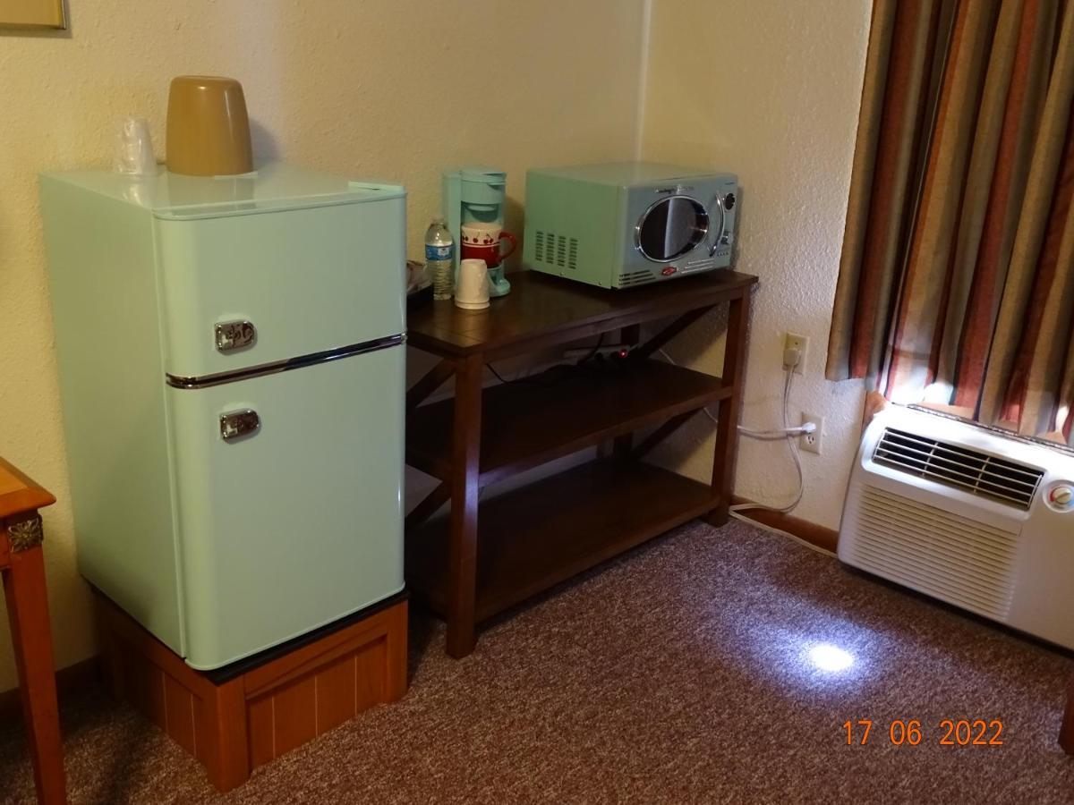 Best Budget Inn Carthage Bagian luar foto