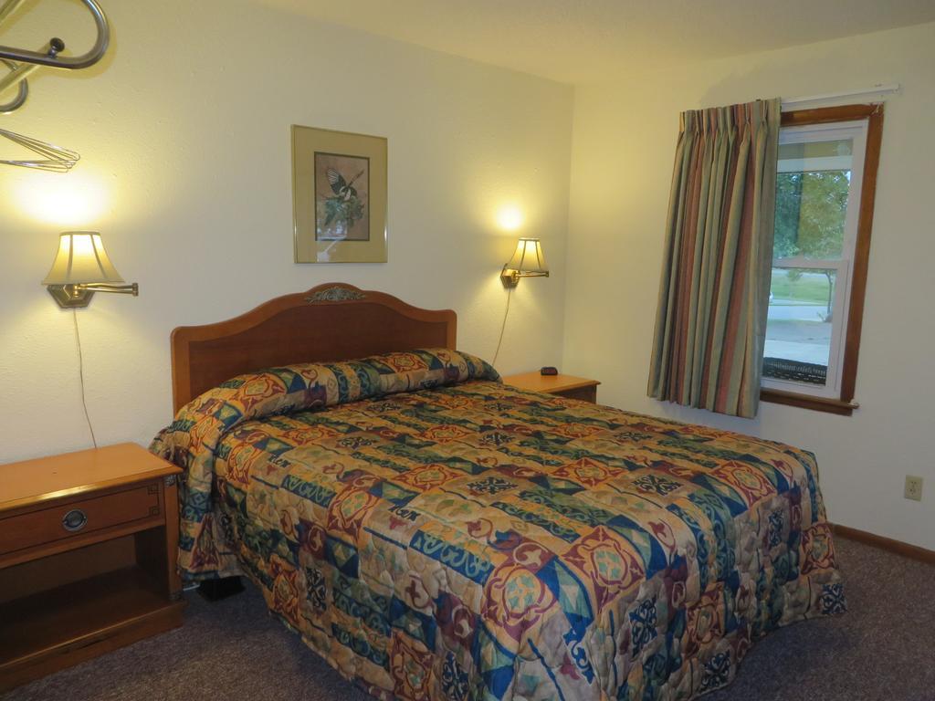 Best Budget Inn Carthage Bagian luar foto