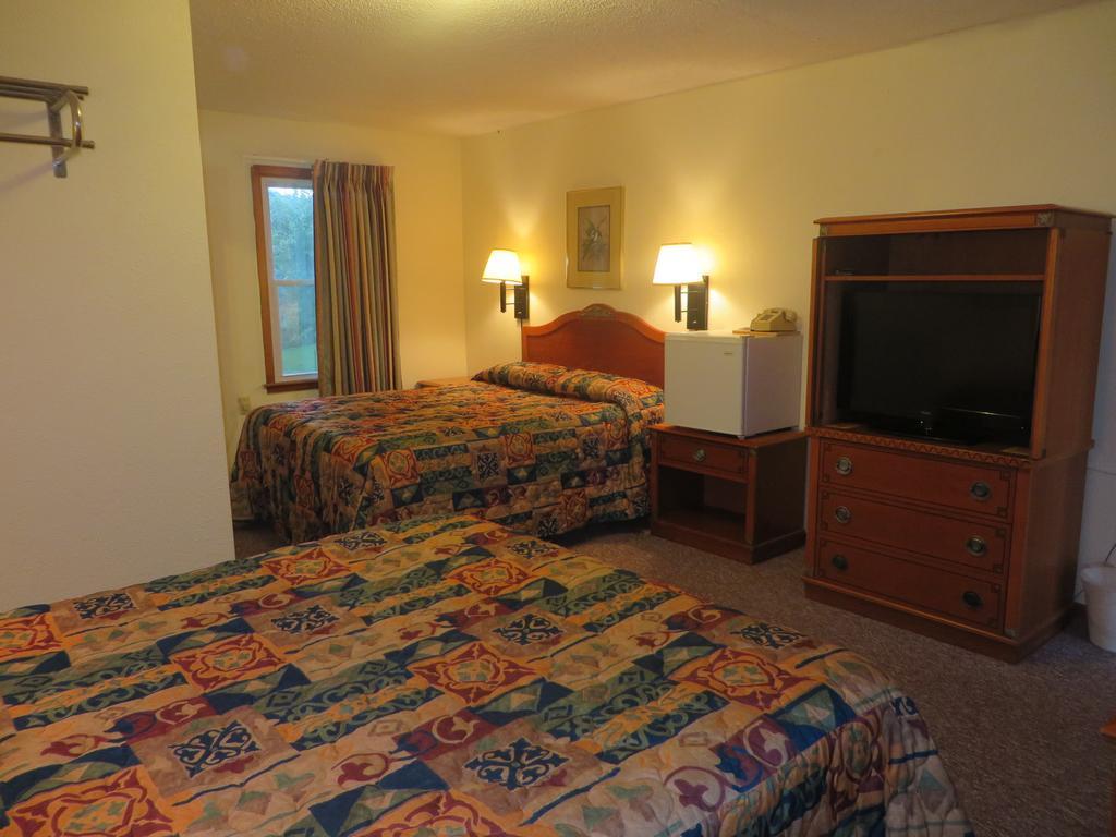 Best Budget Inn Carthage Ruang foto